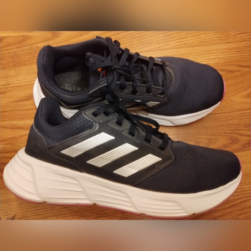 Adidas Galaxy 6 running shoes